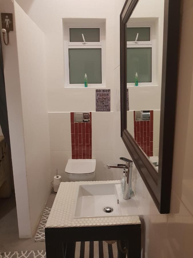 Rose Acres Guest House Parys Dış mekan fotoğraf